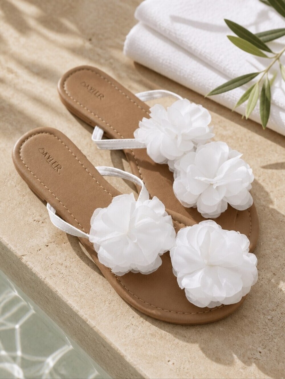 Women's Skyler New York White Chiffon Floral Embellishe Flip Flop Sandals Size 9